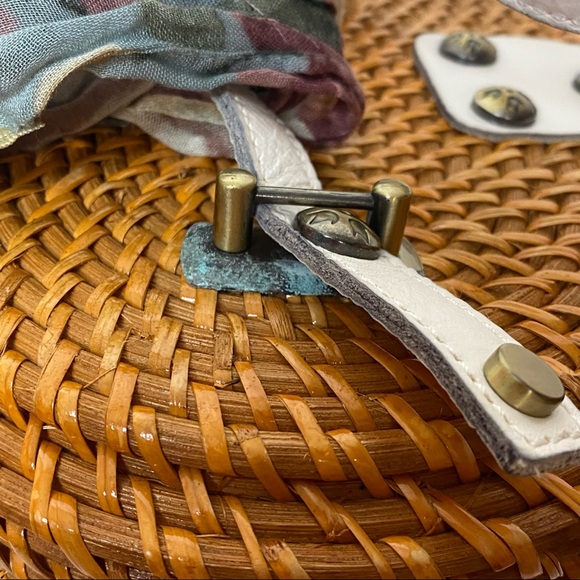 Patricia Nash Caselle Basket Purse with Tan & Crackled Rose Scarf - Picture 11 of 15